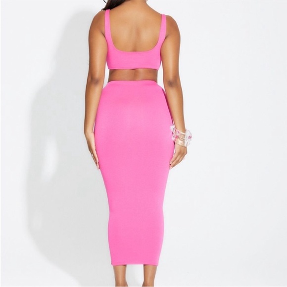 Far from Bae-sic skirt set, raspberry - Picture 2 of 3